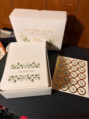 VNS Creations Thank You Notes Greenery Floral Folded Cards w/ Envelopes 100